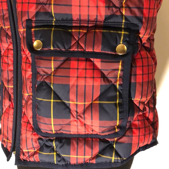 J. Crew Excursion Red Plaid Down Filled Vest Small - Picture 4 of 8